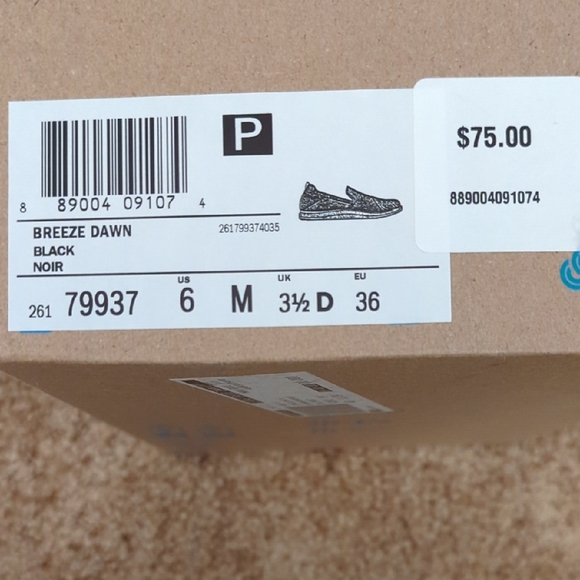 Cloudsteppers by Clarks Black Slip-On Sneakers - Picture 5 of 5